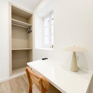 Budget Kamer met een King Size Bed